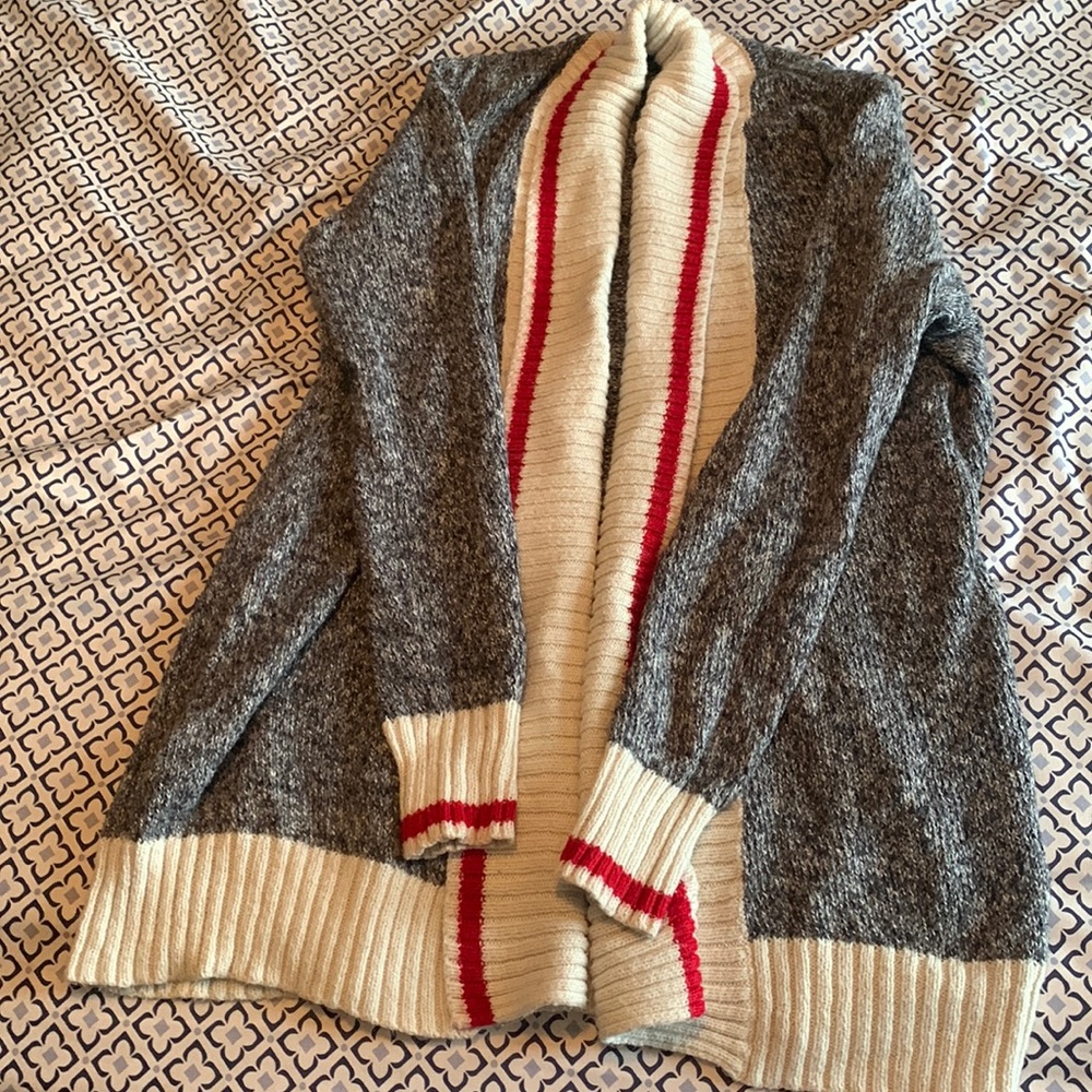 Simmons cardigan